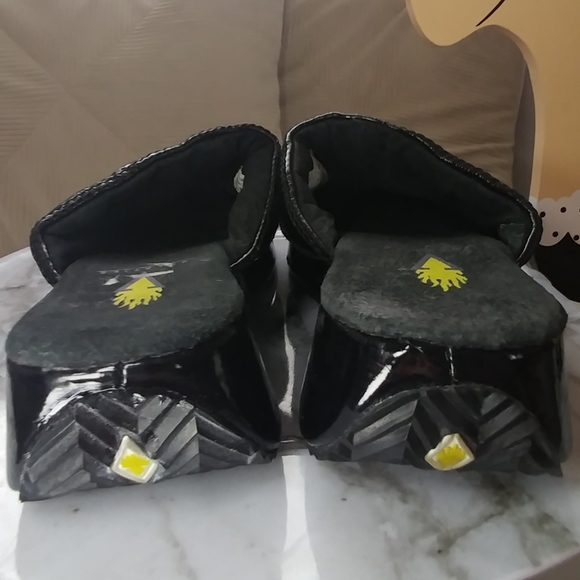 4/$20 Volatile Mules Leather Safari Print 6 - Picture 5 of 9